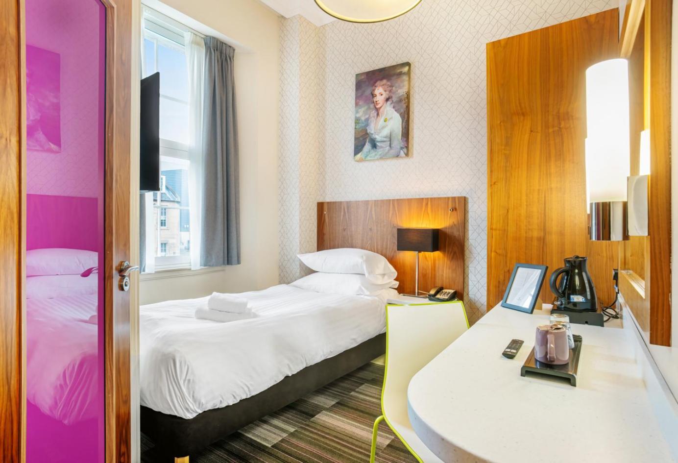 The Place Hotel Единбург Екстер'єр фото
